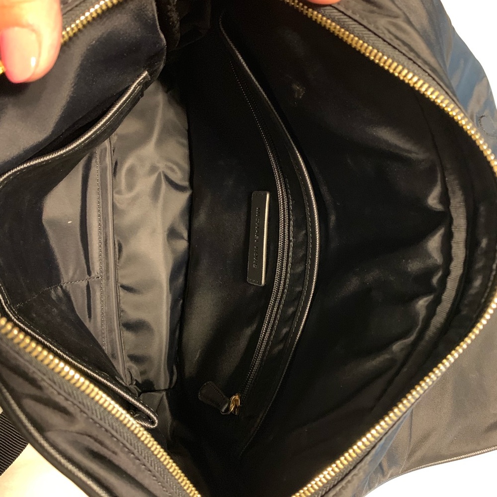 Handbag - Picture 3 of 4